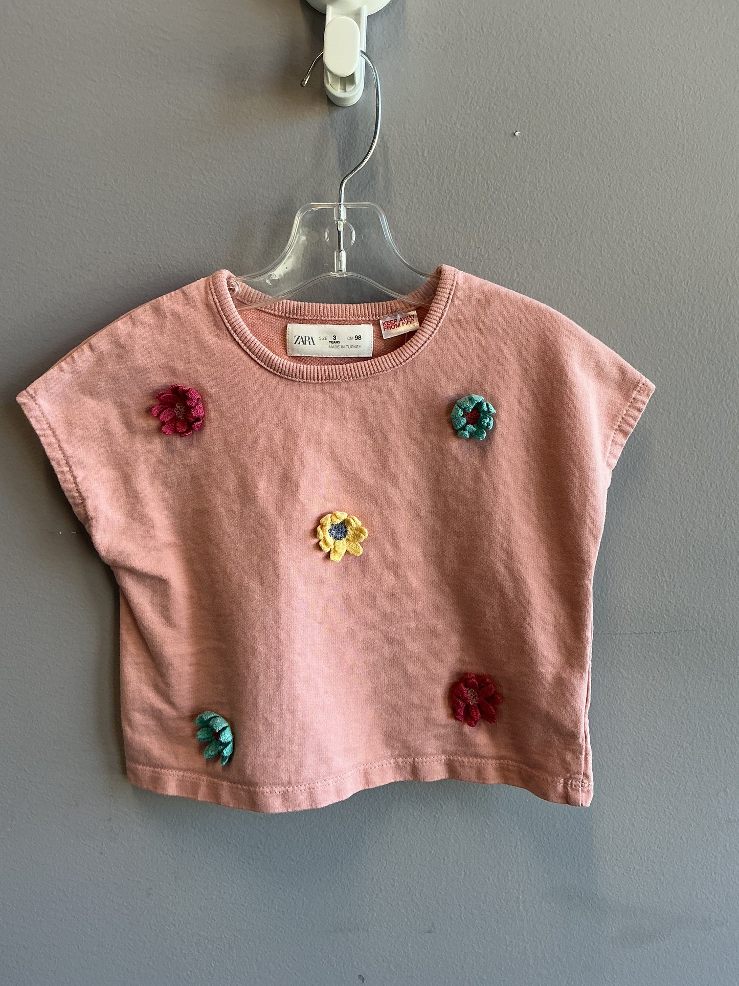 Zara T-shirt Size 3