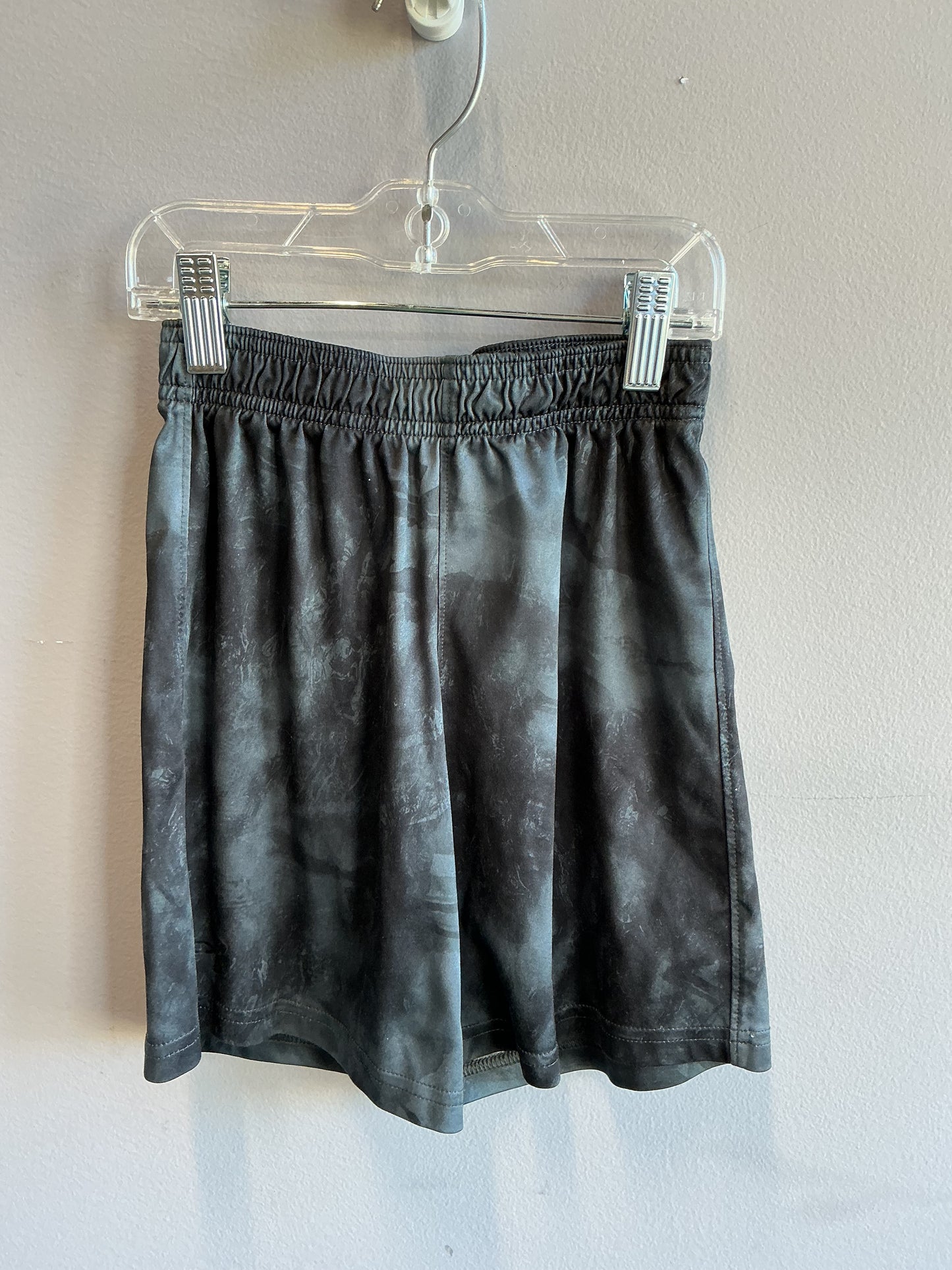 Under Armour 2 piece set Size 6/7
