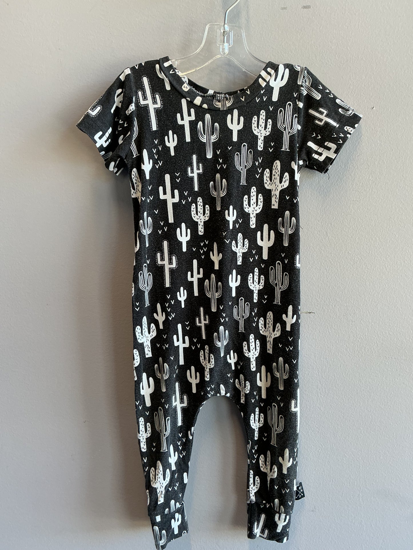Urban Baby Bamboo Shortsleeve Sleeper 6-12M