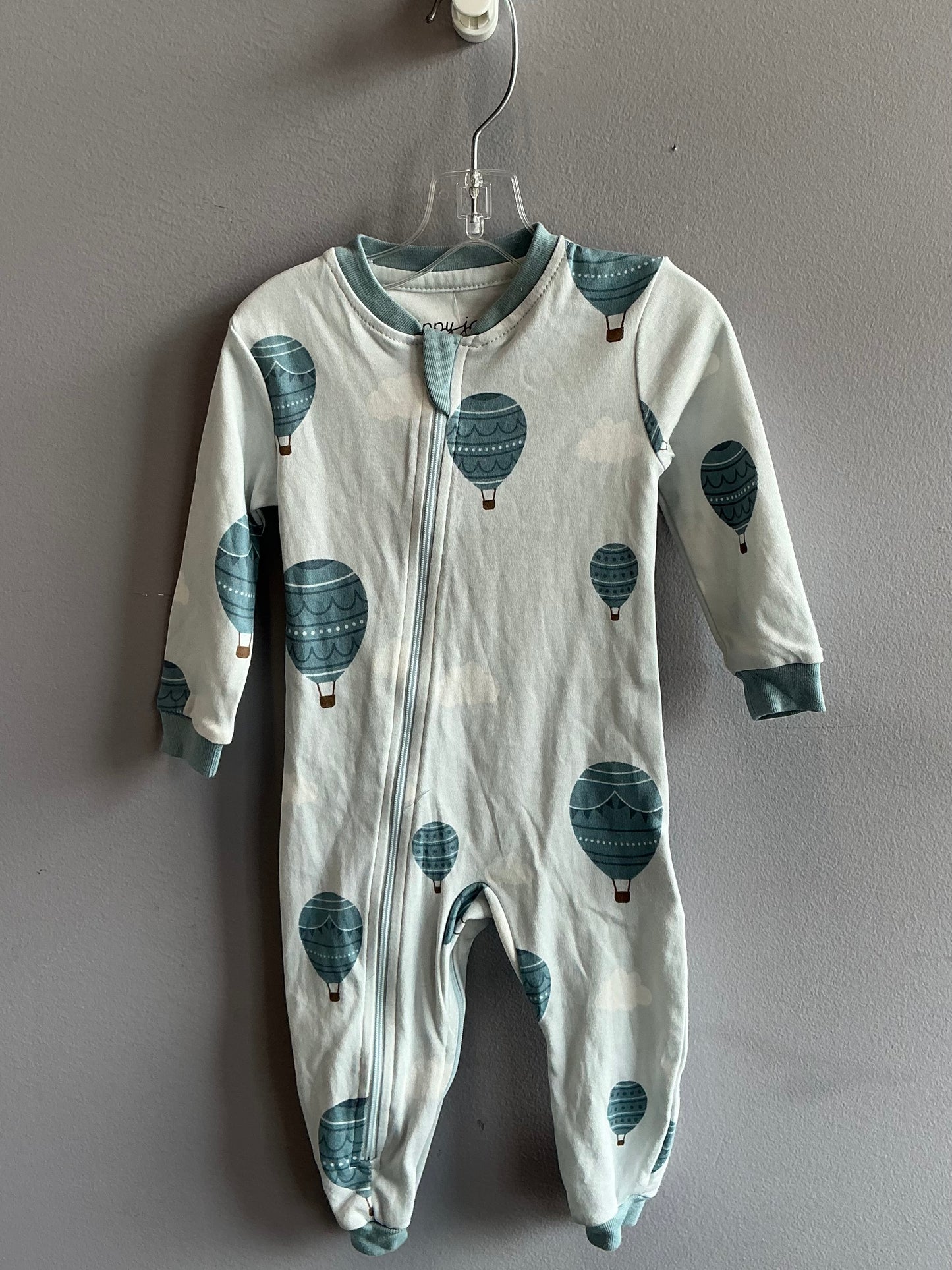 Zippyjams Sleeper size 9 mnth