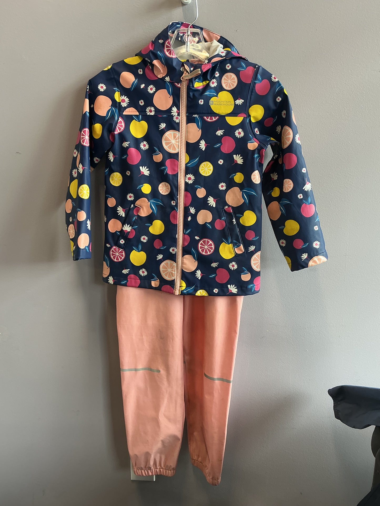 Mountain Warehouse Rain Jacket and Pants set size 8