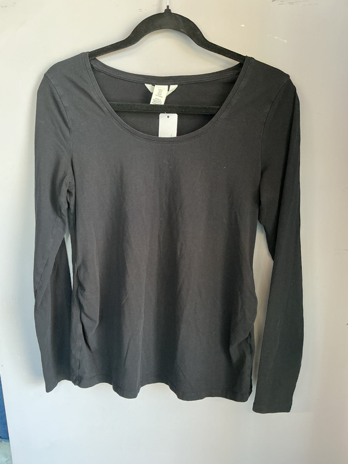 H&M Maternity Shirt size medium