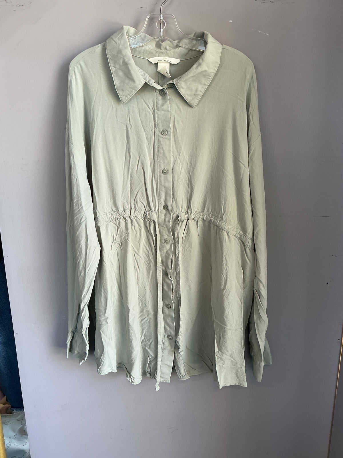 H&M Maternity Shirt size large