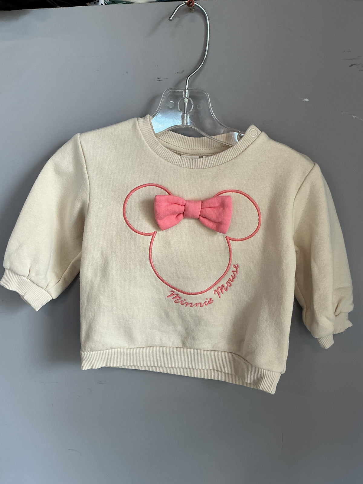 H&M Minnie Mouse Sweatshirt size 6 months