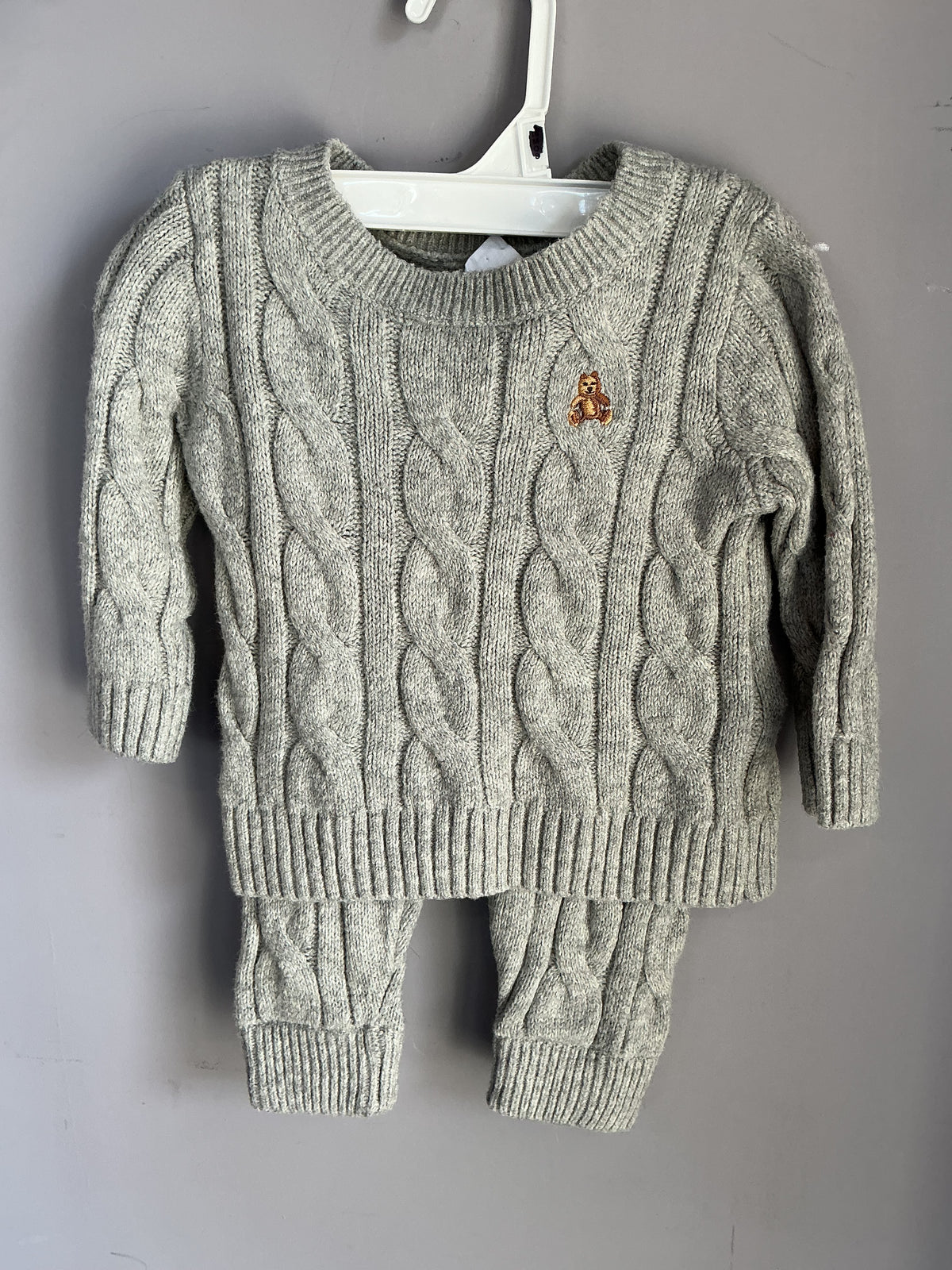 Gap Sweater and Pants Set size 6 months