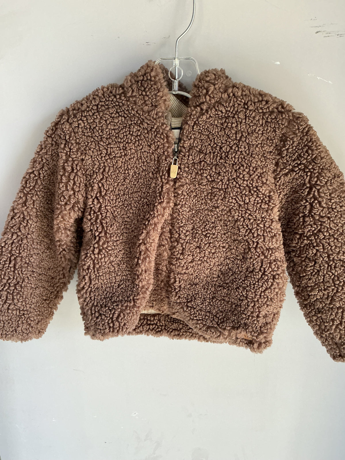 Gorgeous and Young Fuzzy Coat size 18 months