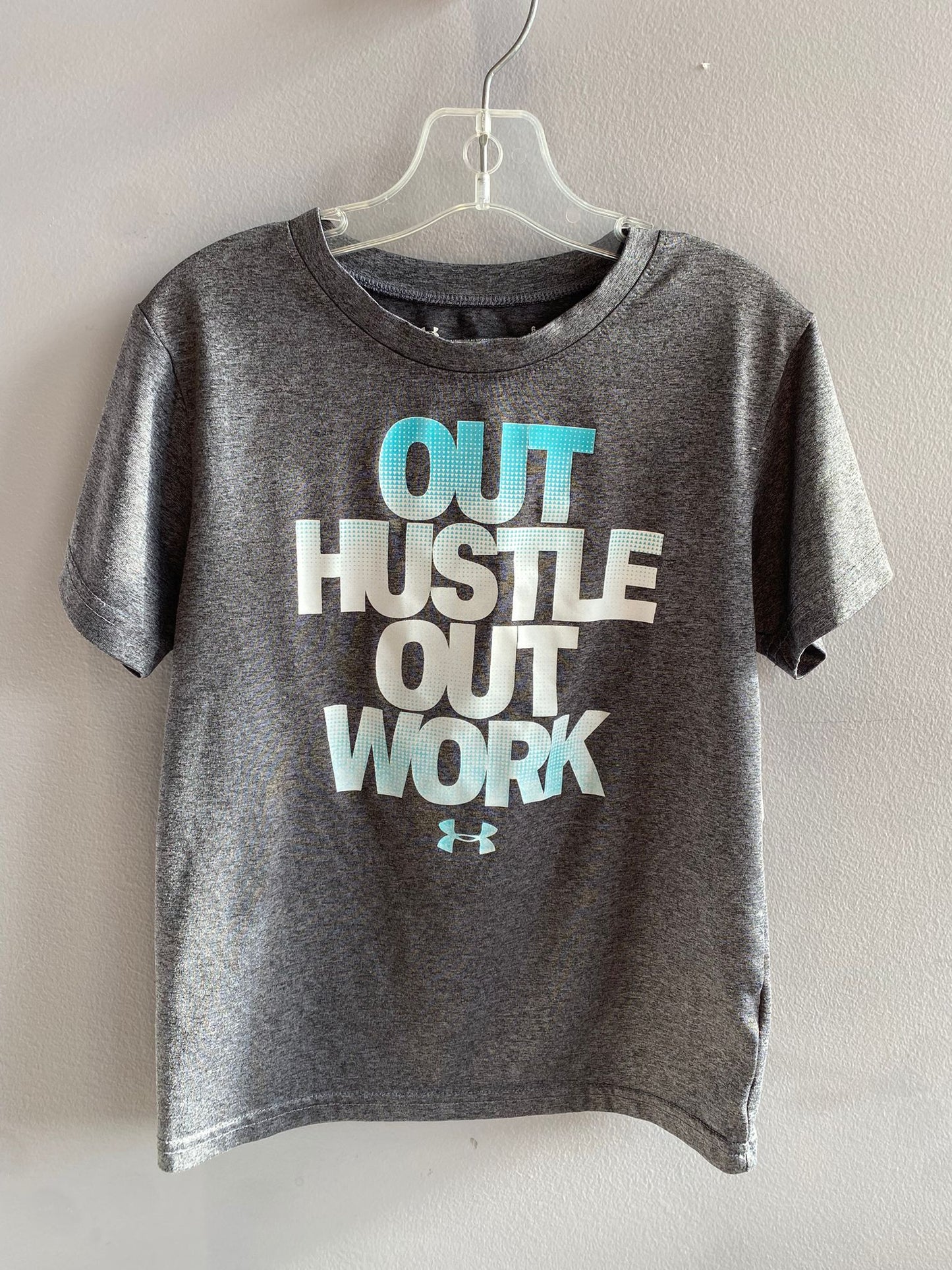 Under Armour Active Shirt Size 6