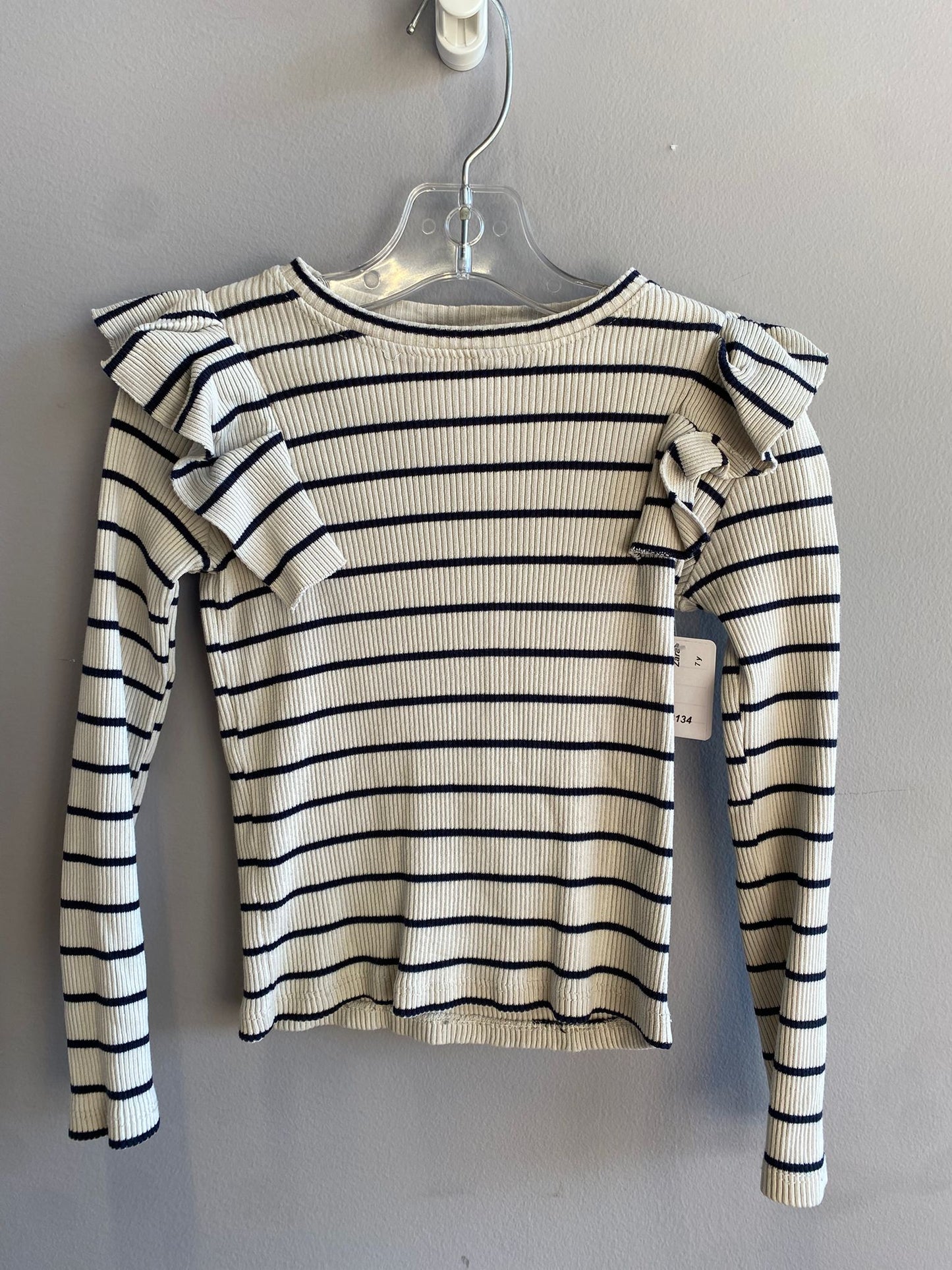 Zara Top Size 6/7