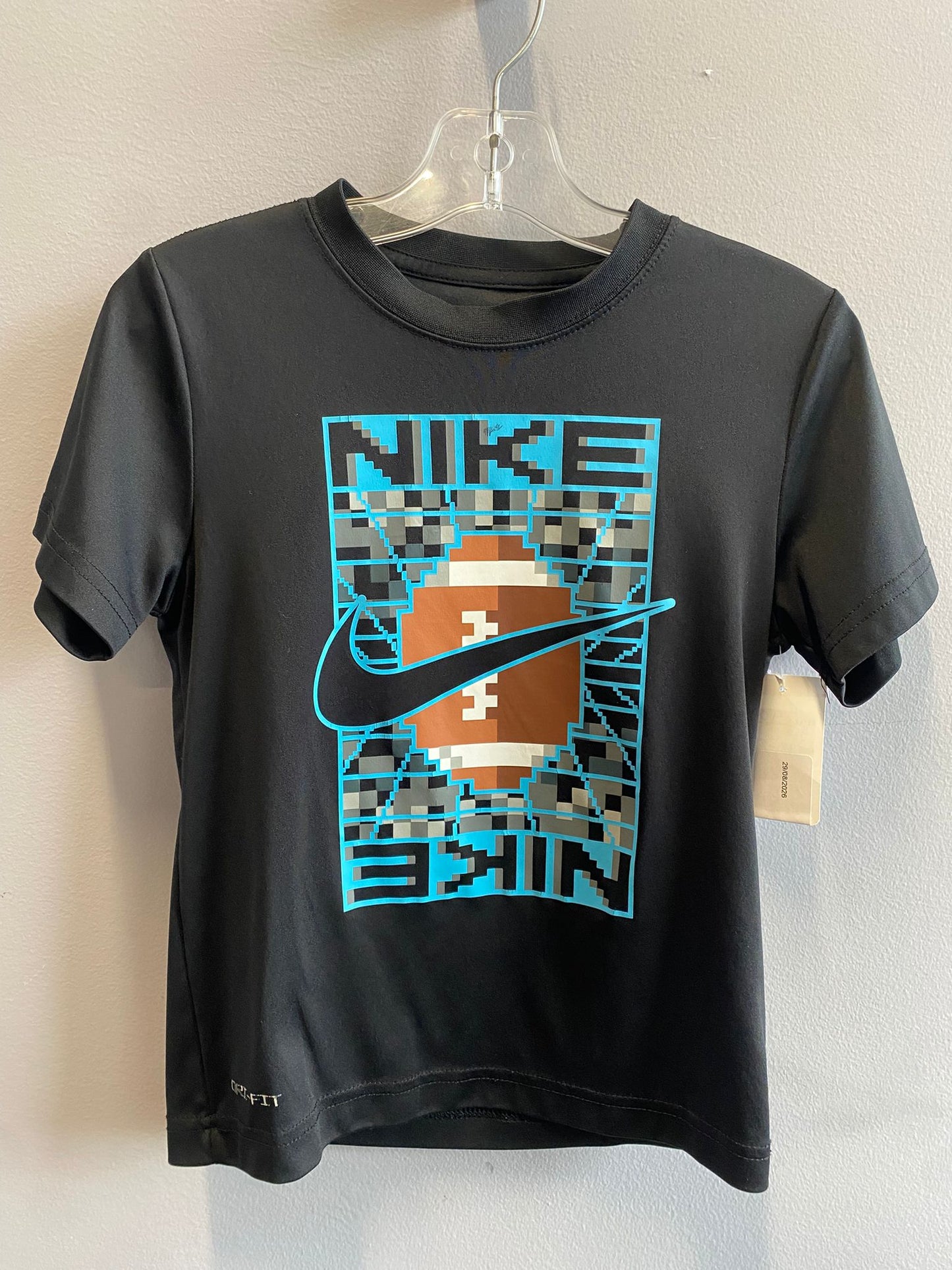 Nike Active Top Size 6/7