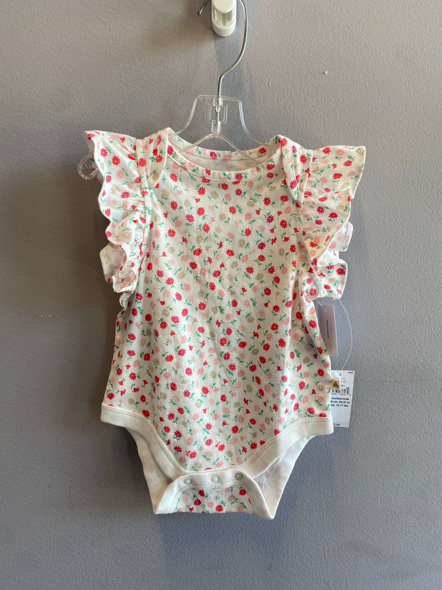 GAP NWT Onesie 6M