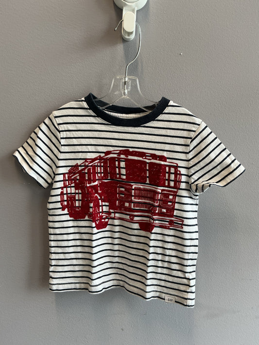 Gap T-Shirt sz 3