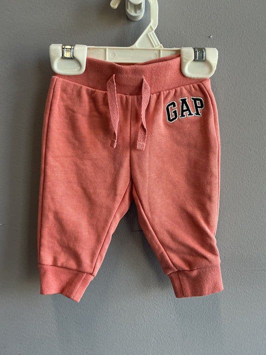 GAP Pants 3M