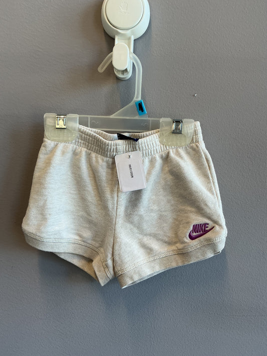 Nike Shorts 18M