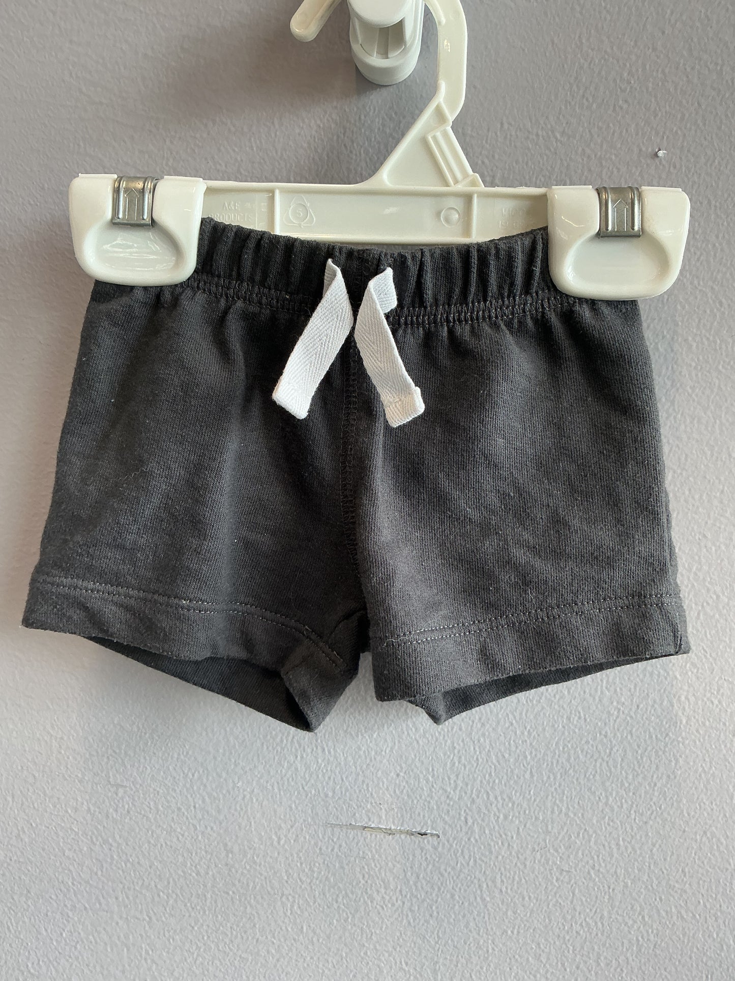 Carter’s Shorts Sz NB