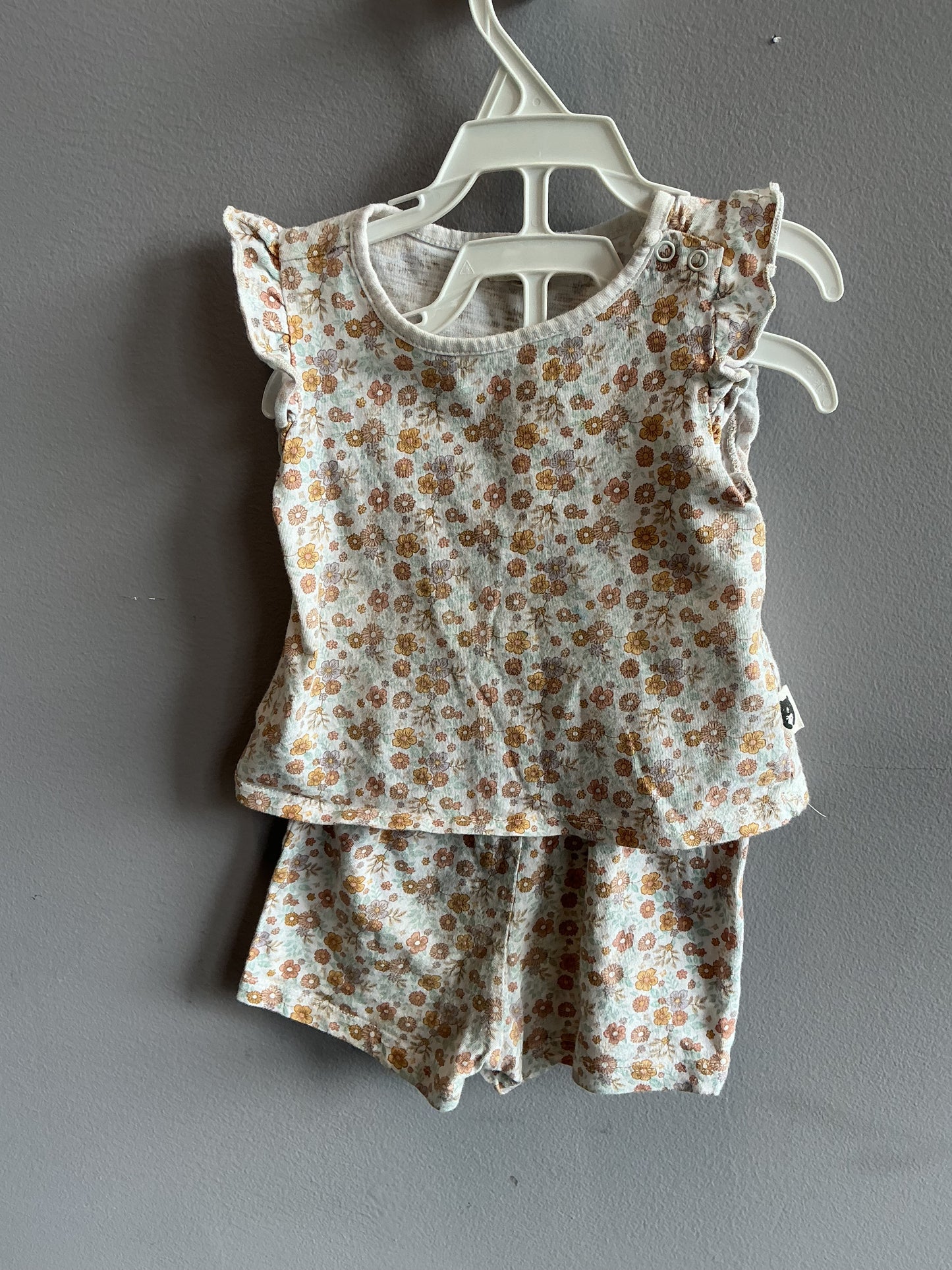 Rabbit Bear Two piece Tank & Short Sz 18 M