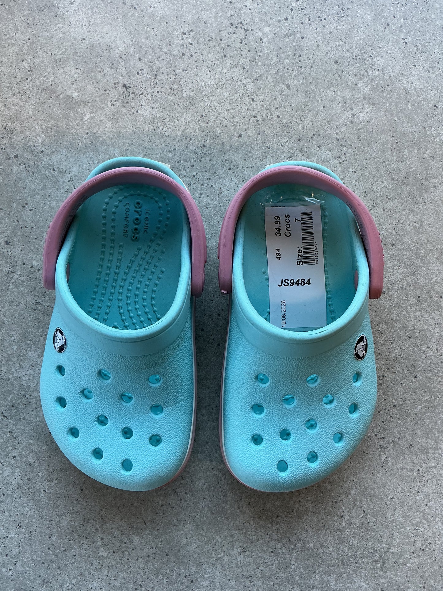 Crocs Shoes Sz 7