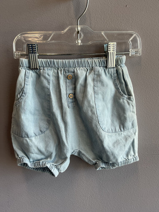 Zara Shorts 12M