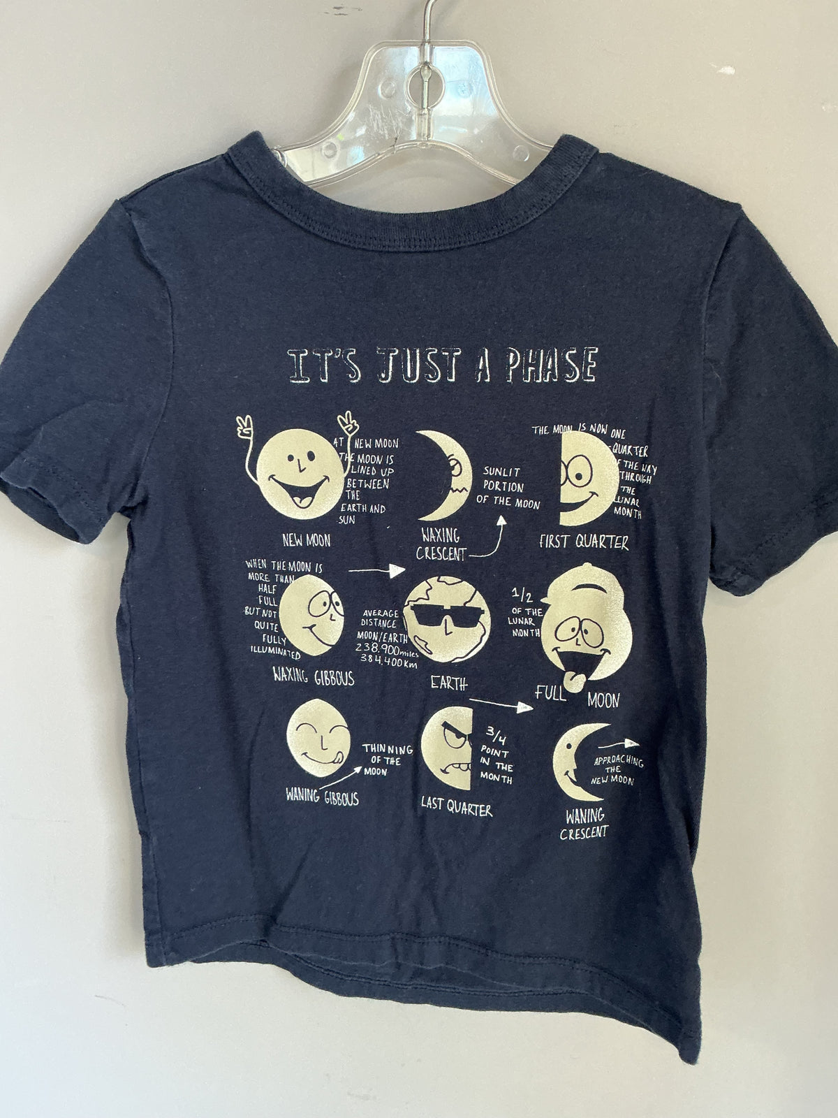 Gap T-Shirt size 5