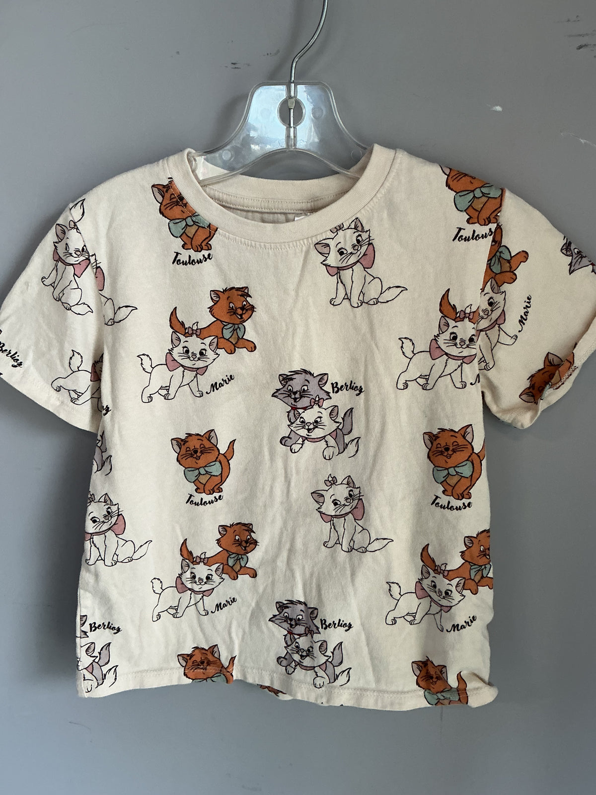 H&M T-Shirt size 6